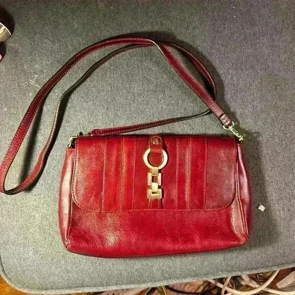 Vintage Etienne Aigner purse - Picture 13 of 13